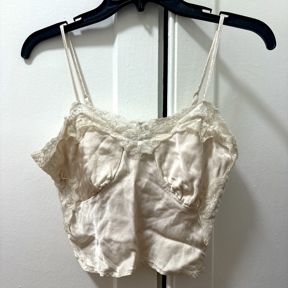Beverly and Beck cream lace cami top